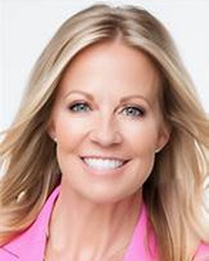 Portrait of Lori Alford